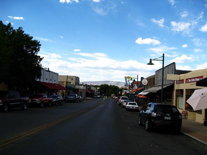 The Tavern Hotel Cottonwood Exterior photo